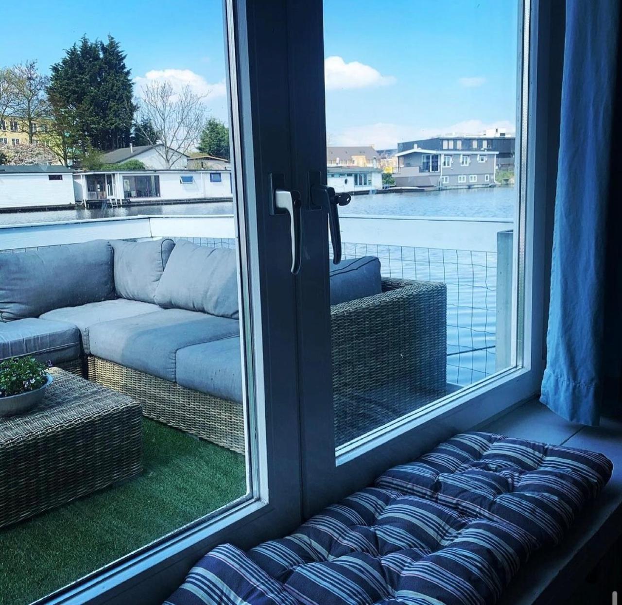Bed and Breakfast Amster Houseboat Bed Without Breakfast Amsterdam Exteriér fotografie